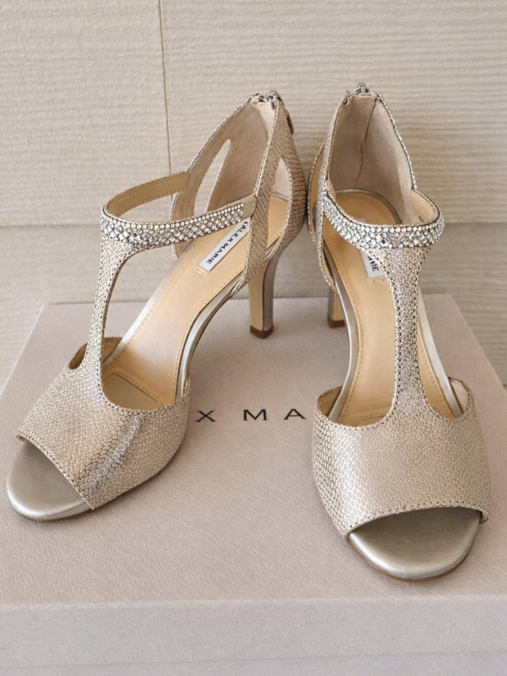 ✨ Alex Marie Rhinestone T-Strap Heels – Champagne/Silver, Size 5